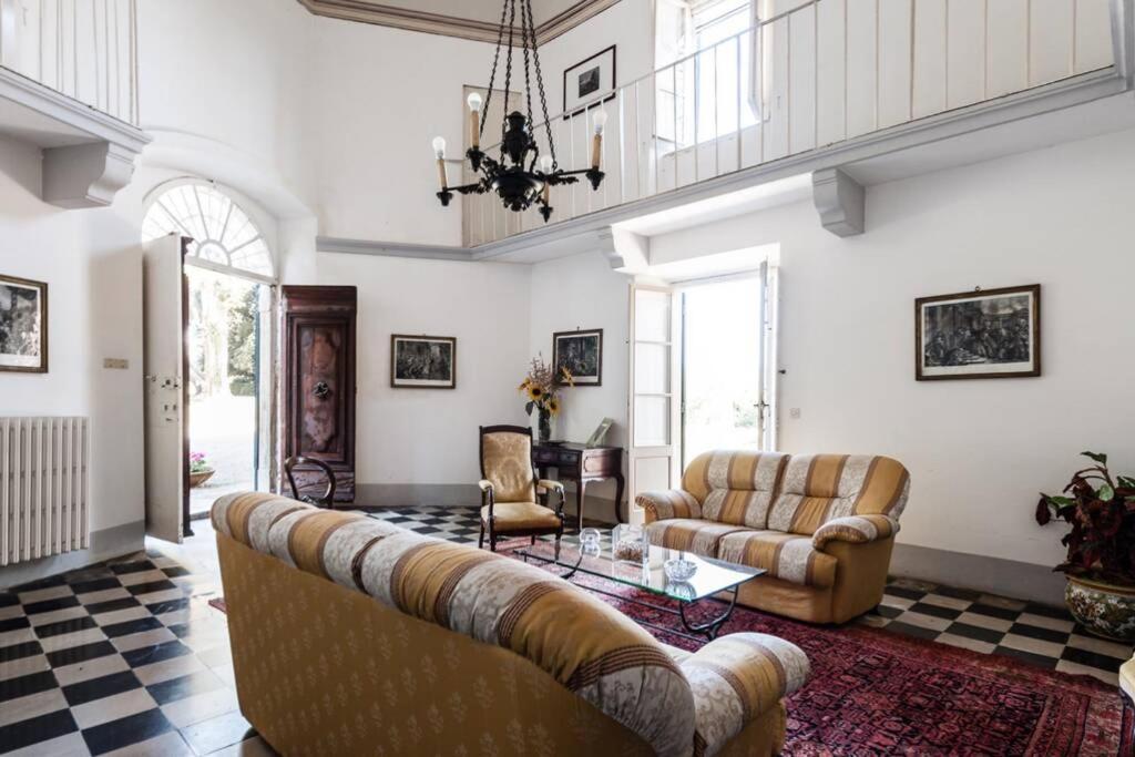 Villa Ott Crespina Esterno foto